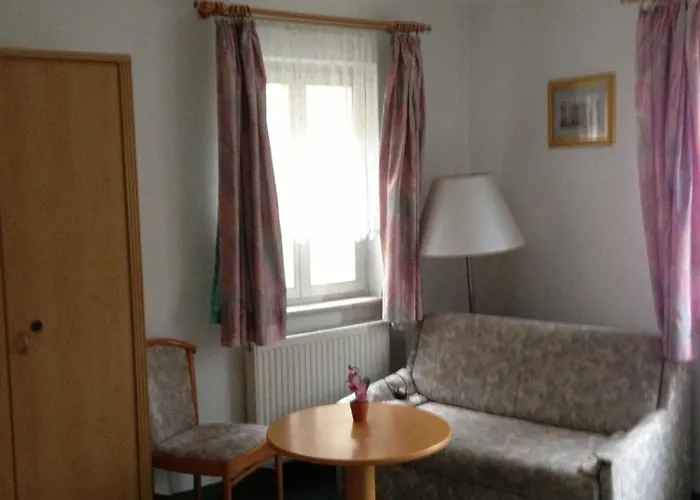 Bed and Breakfast Freund 3*